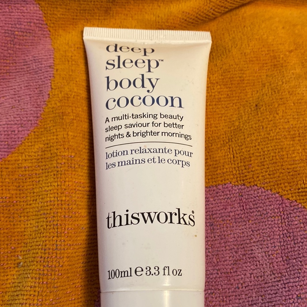 “Deep Sleep Body Cocoon” to work overnight to keep you gorgeous!